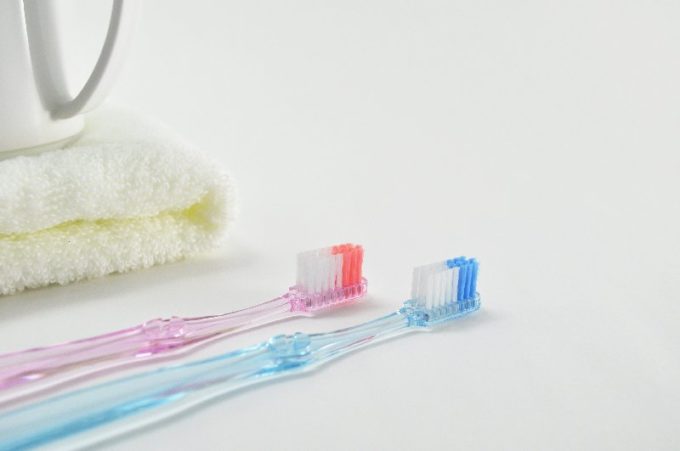 tooth brush